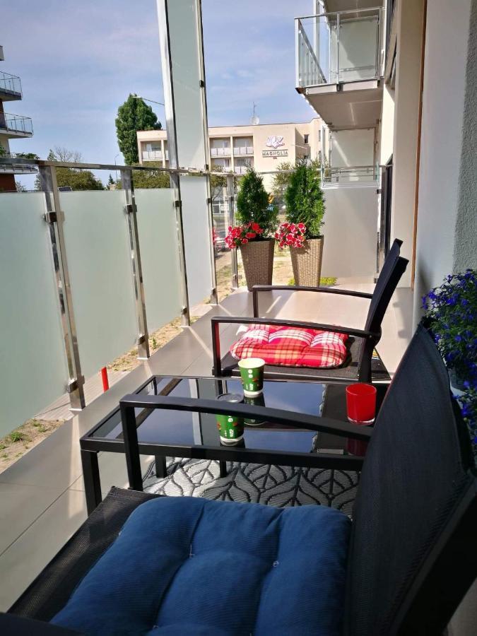 Kolobrzeg Apartament Osiedle Bursztynowe Ul Baltycka 11 B Exterior foto