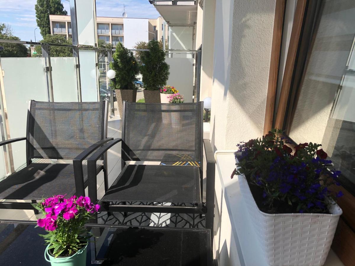 Kolobrzeg Apartament Osiedle Bursztynowe Ul Baltycka 11 B Exterior foto